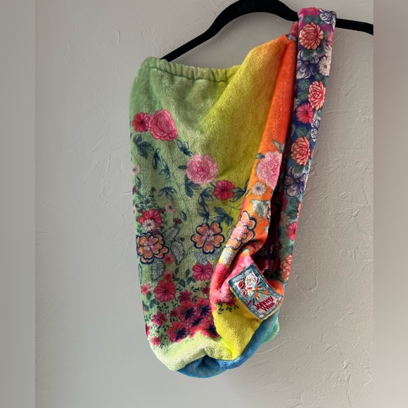 JOHNNY WAS COZY FLORAL BAG - Picture 4 of 6